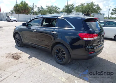 2017 Kia Sorento 2.4L L z USA, uszkodzony, nr VIN 5XYPG4A32HG221261